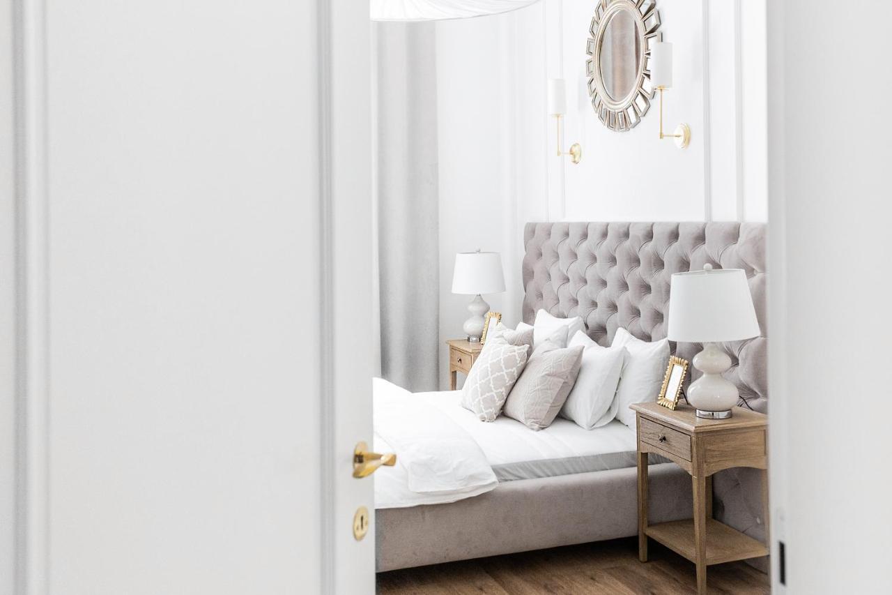 Apartament Golden Place Краков Экстерьер фото