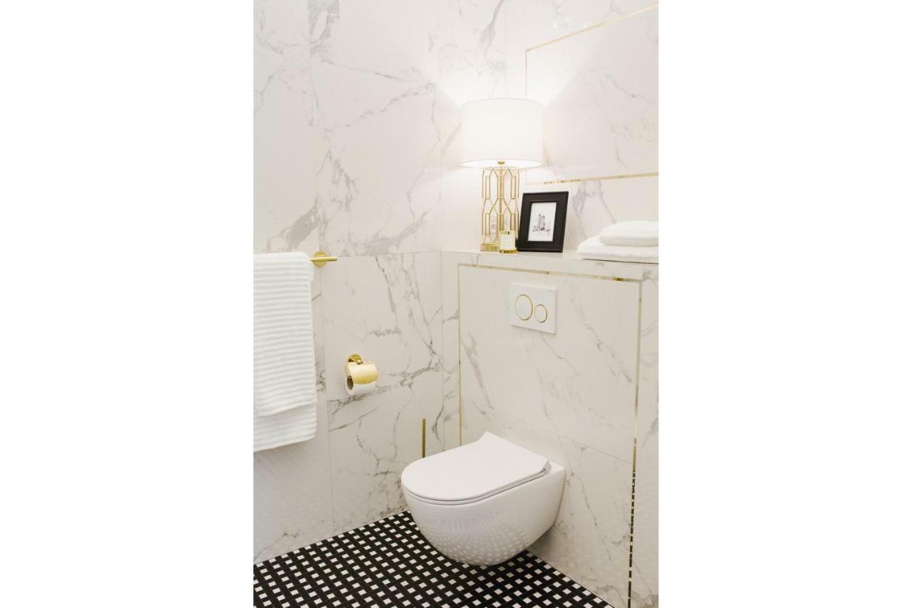 Apartament Golden Place Краков Экстерьер фото